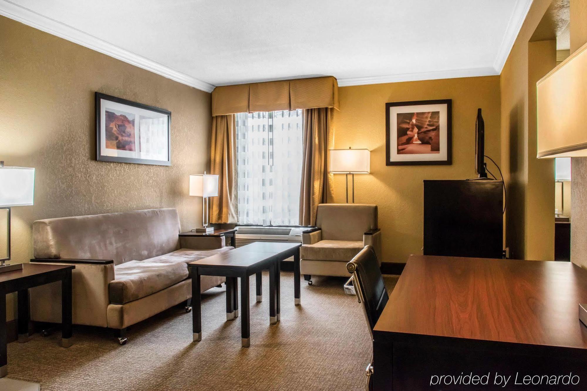 Best Western Harrisburg North Hotel Экстерьер фото