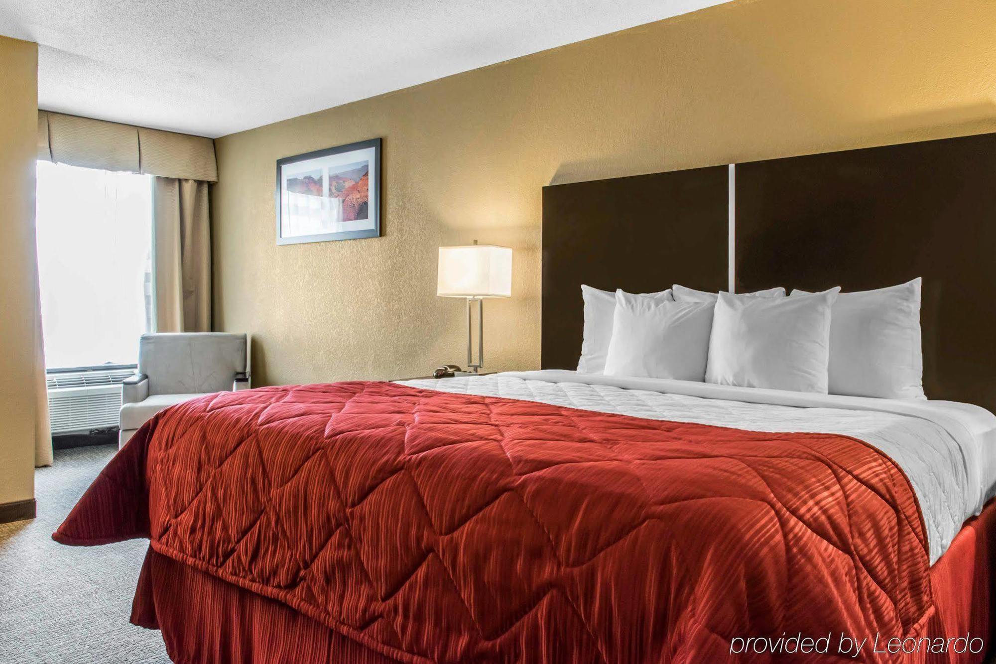 Best Western Harrisburg North Hotel Экстерьер фото