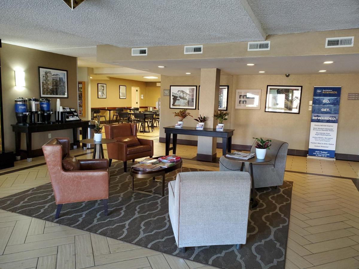 Best Western Harrisburg North Hotel Экстерьер фото
